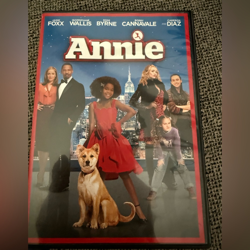 Annie DVD with Purple Insert